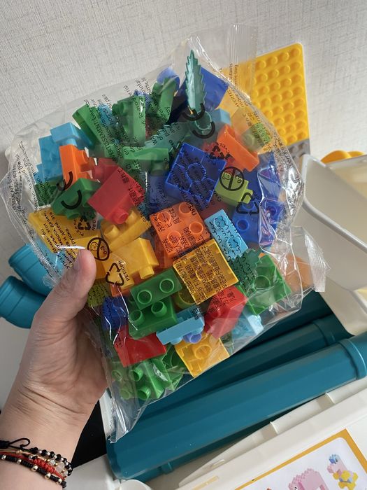 Комплект масичка, конструктор и столче - животни