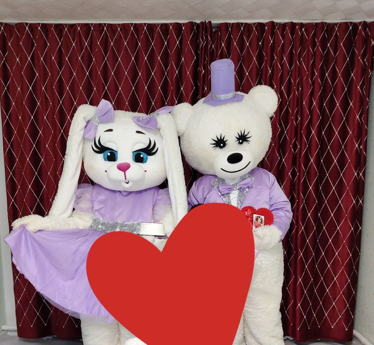 Продам велюровые шторы без тюлей