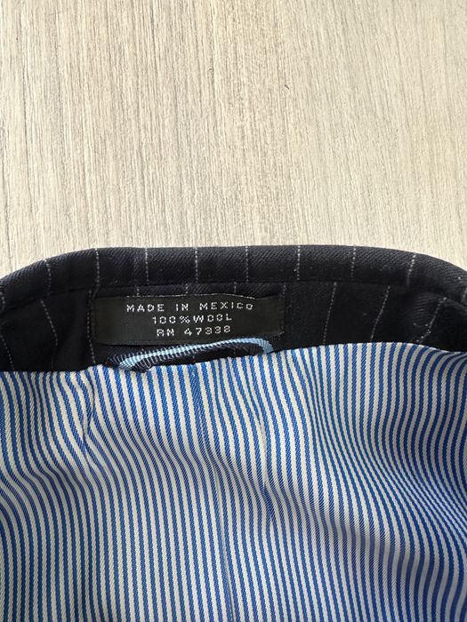 Мужские костюмы новые и без бирки