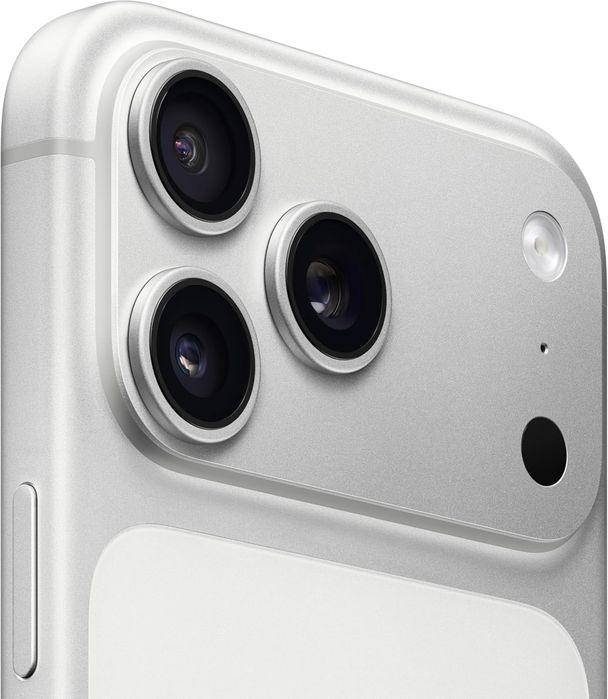 ЧИСТО НОВ Iphone 17 Pro Max 256GB