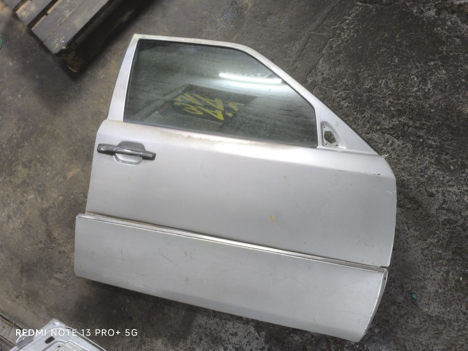 Двери + сидения Mercedes-Benz W124