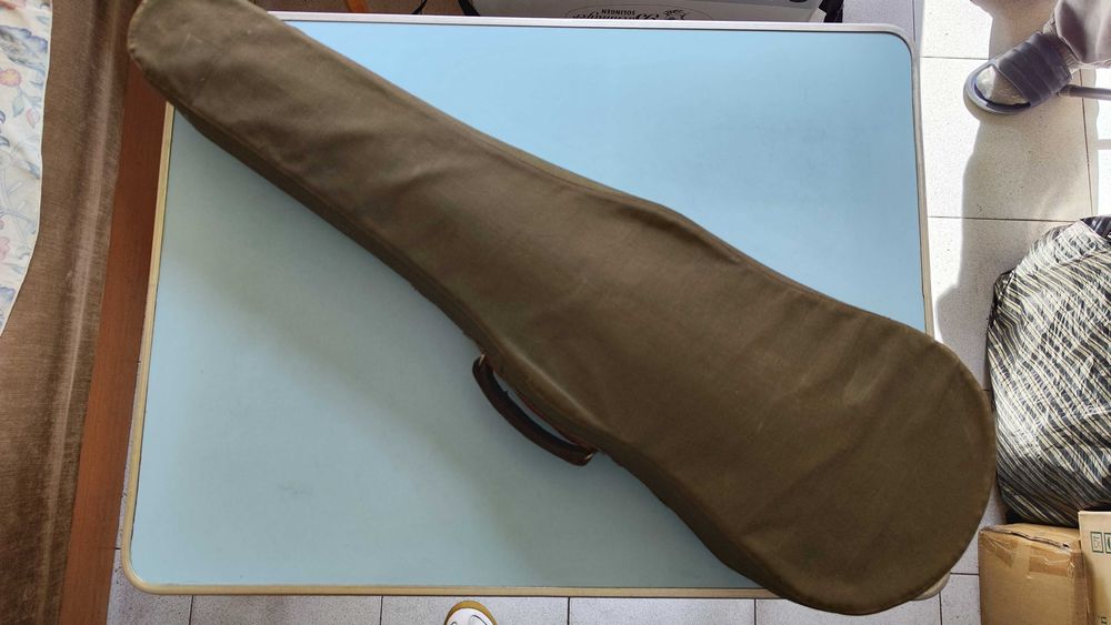 Цигулка половинка-с калъф