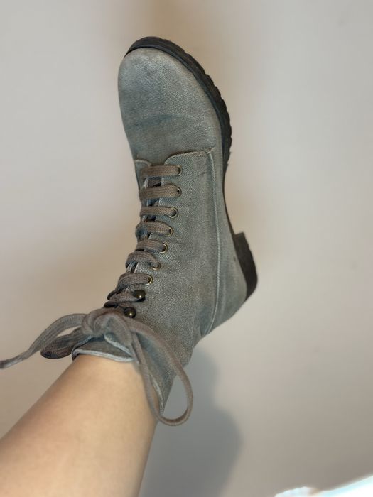 Ghete de primavară cu șireturi