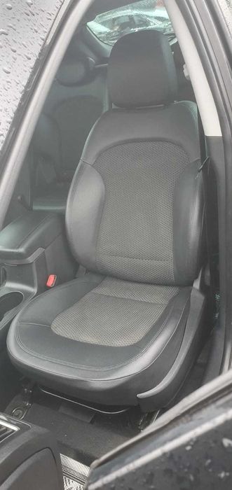 Motor complet fara anexe Hyundai ix35 an 2012 motor 1.7 crdi cod D4FD alternator electromotor portiera dreapta fata haion portbagaj bara spate etrier