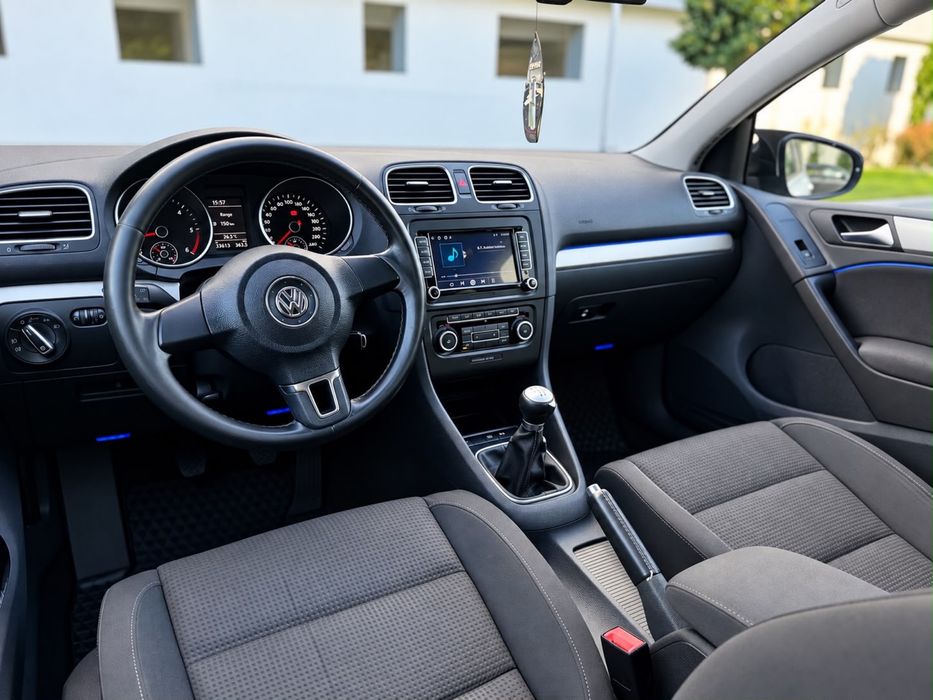 Volkswagen Golf 6 1.6d 2012! Rate / Parc Auto / Buy back !