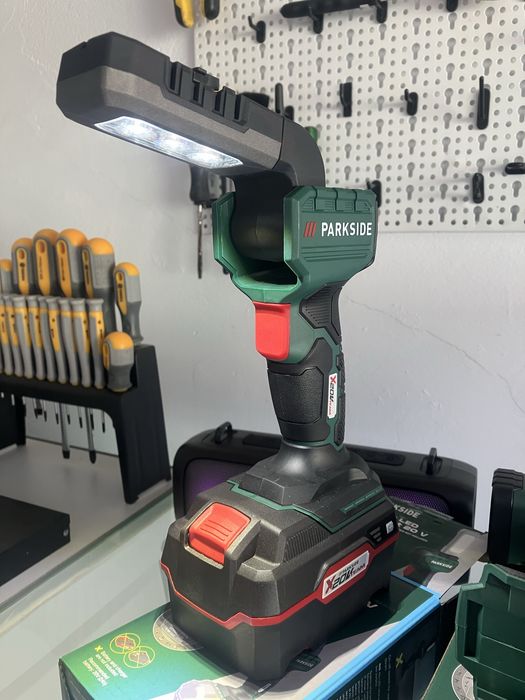 Lanternă parkside 20V si 12V