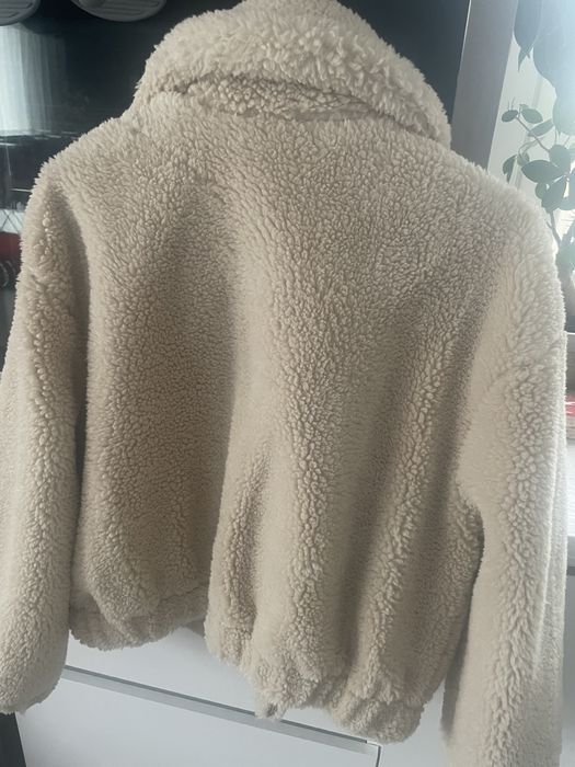 Geaca de plus marimea xs oversize pull&bear