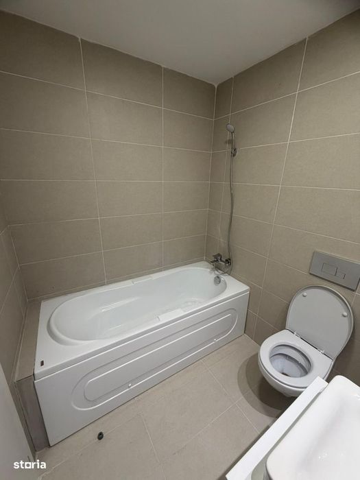 Vand apartament 3 camere Cosmopolis