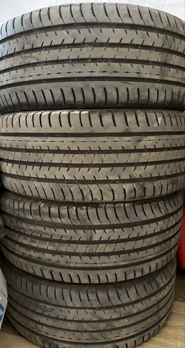 летние покрышки 235/45/18 и 215/60/16