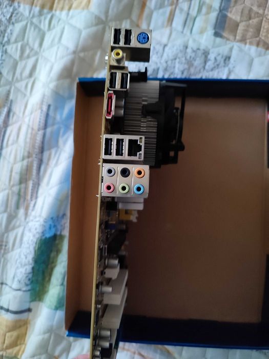 Компютър Asus P5K SE/EPU, Q9400, 8GB, HD5770