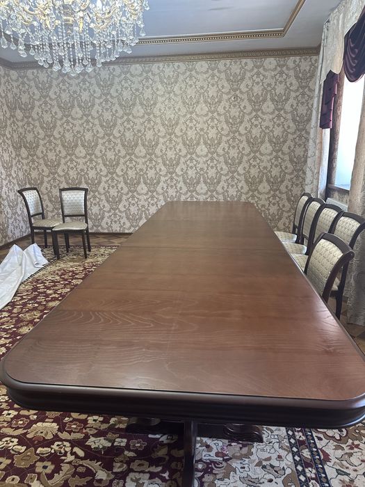 Продам  Стол  5(3,4) без стульев