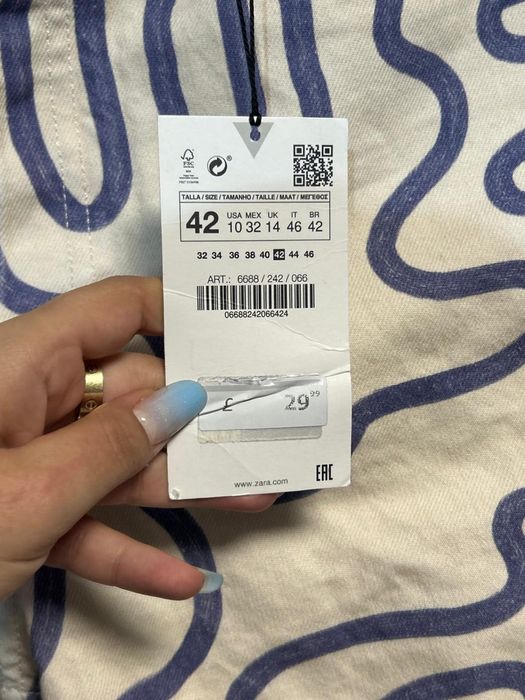 Bluzi zara cu un model minimalist marimea 42