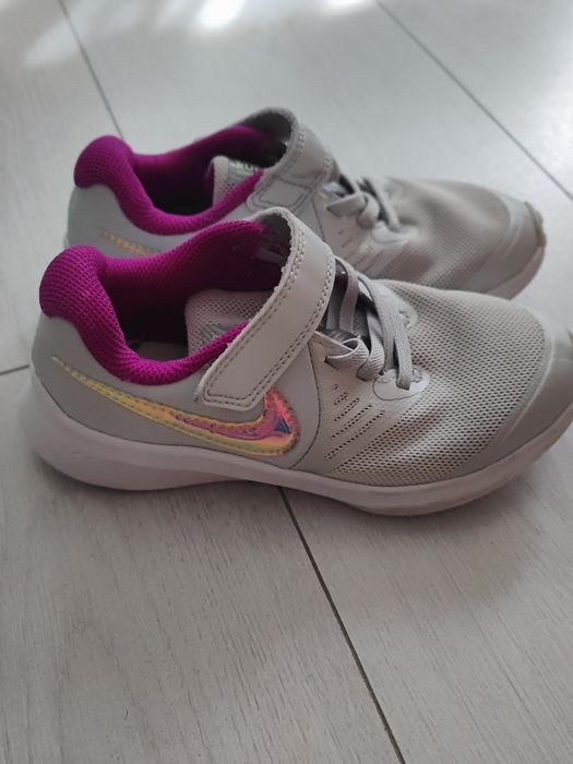 Детски маратонки Nike за момиче 28 номер