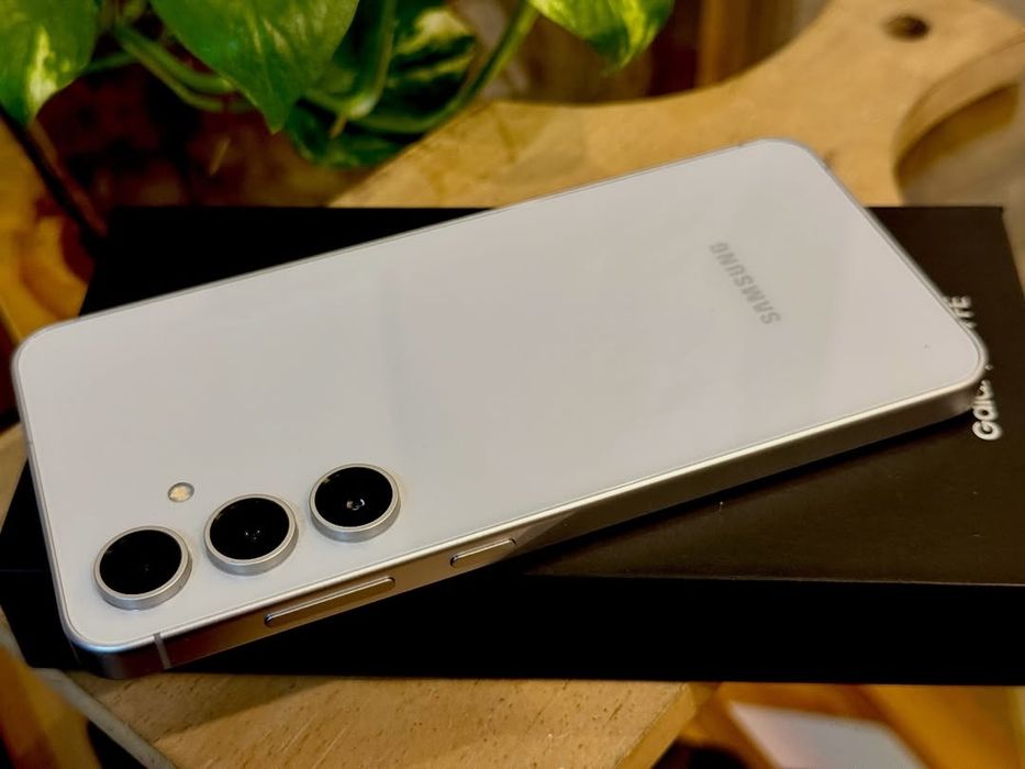 Samsung galaxy s24 FE 128/256