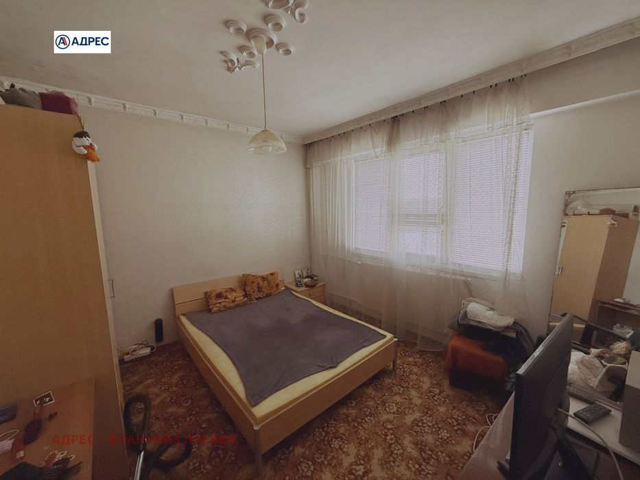 Продава се Двустаен апартамент в Плевен, Сторгозия - 57 кв.м за 627 €/кв.м - Снимка #2