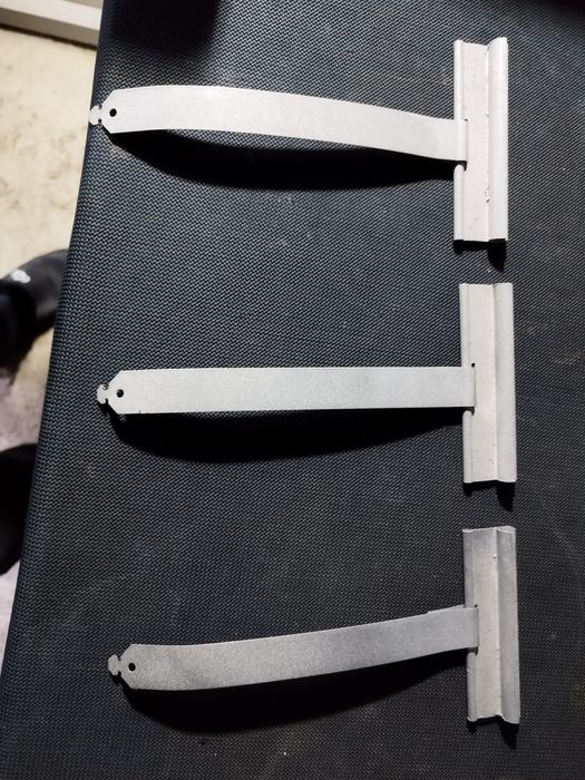 Cleme elastice ușa tip rulou cu lamela de 55 mm cu ax motor 60 mm.