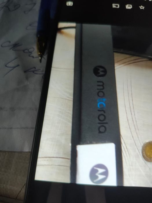 Продаю телефон Motorola
