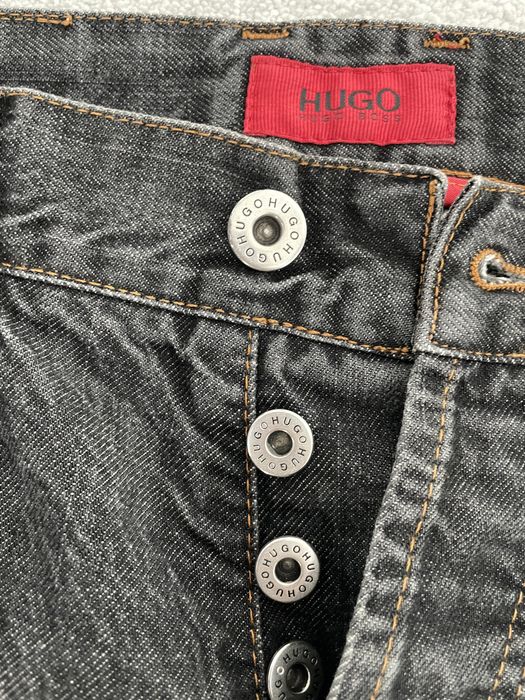 blugi HUGO BOSS marime xs/s