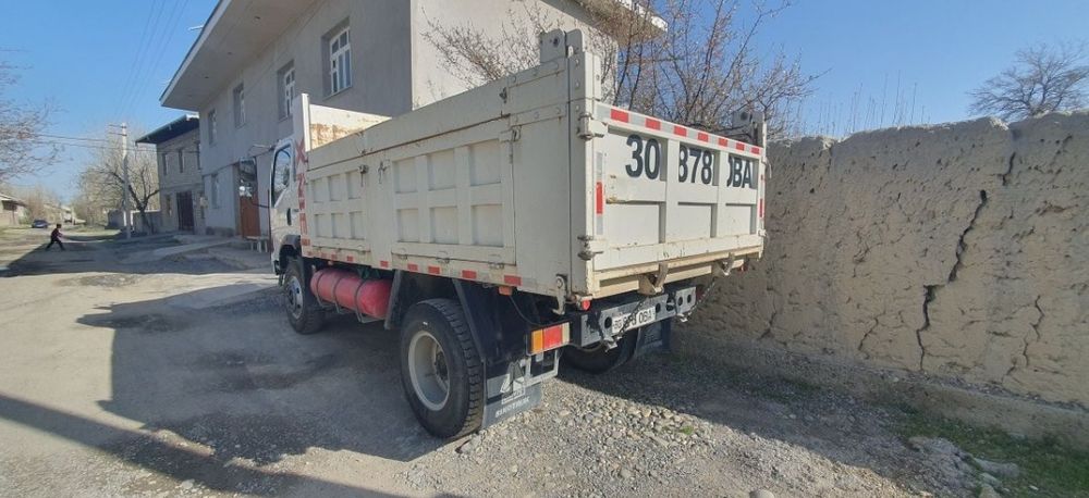 Srochna HOWO  10 tonnalik sotiladi