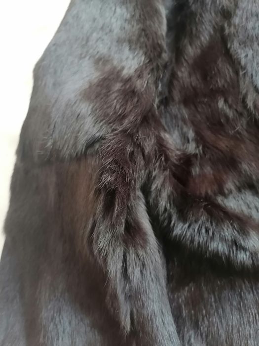 Armani палто от заешка кожа