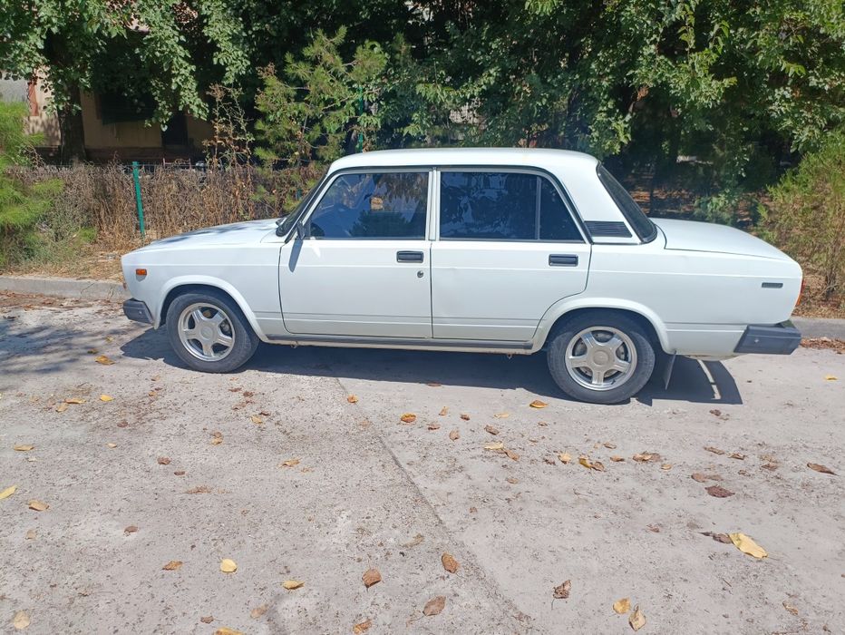 Продам лада 2107