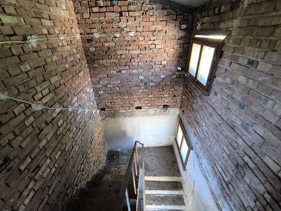 Продава се Къща в с. Тияновци, Област Видин - 320 кв.м за 76 €/кв.м - Снимка #9