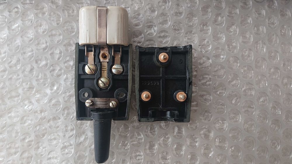 Нови старо производство щекери и щепсели  .Използвани щепсели.