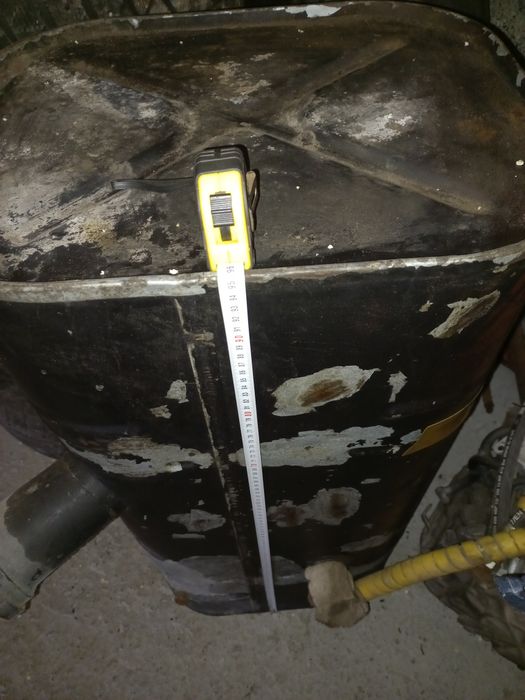 Продам бензобак 20.тысич