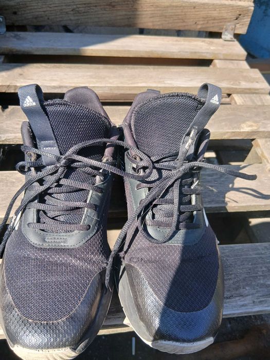 Mаратонки Adidas .