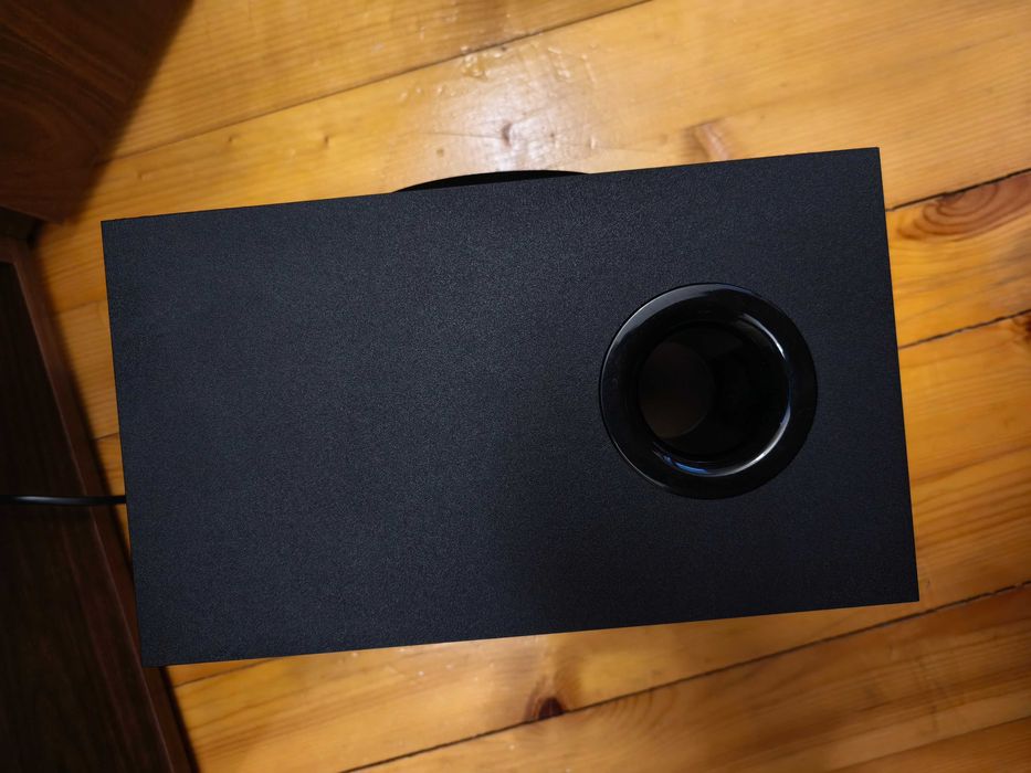 Саундбар LG SQC1