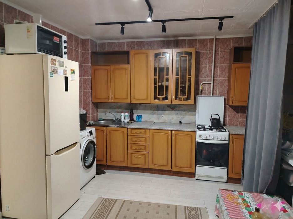 Продам квартиру напротив Локомотива