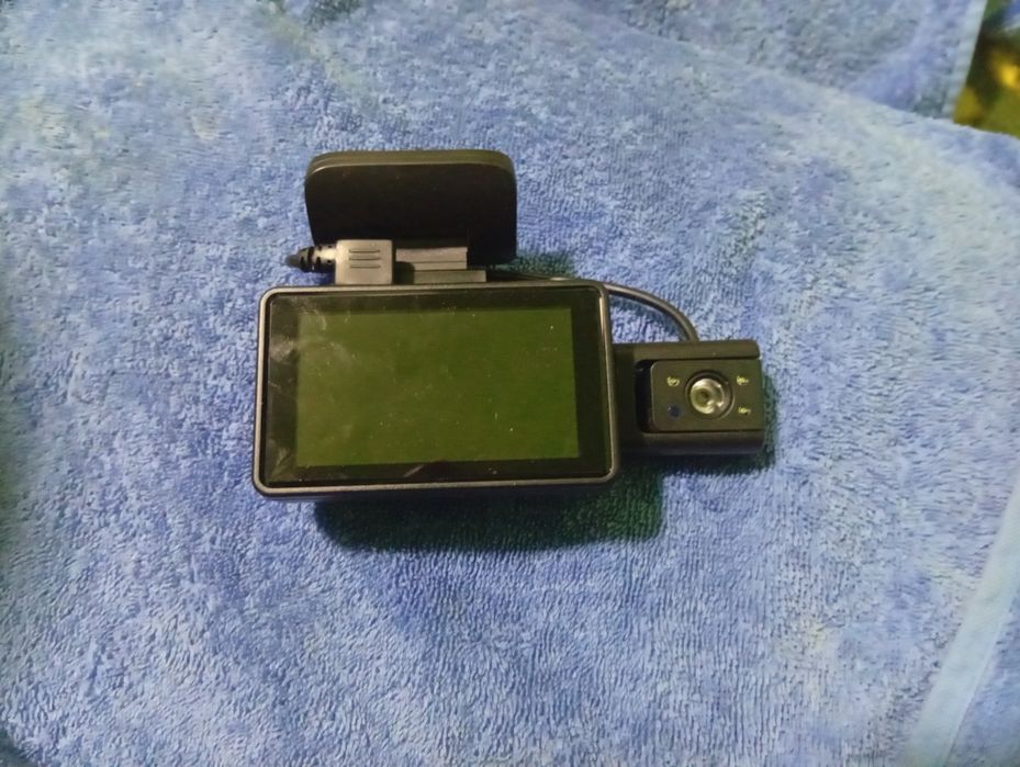 Видеорегистратор Vavupo 2 камерный для автомобилей