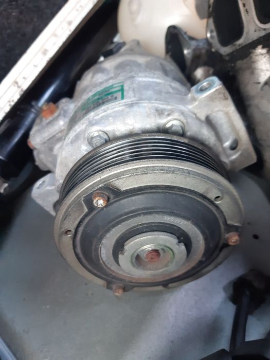 Compresor ac/aer conditionat/clima VW PASSAT B6 2006-2011
