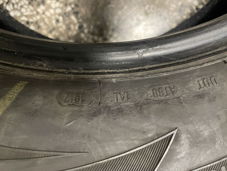 Гуми зимни 265/60/18 копер