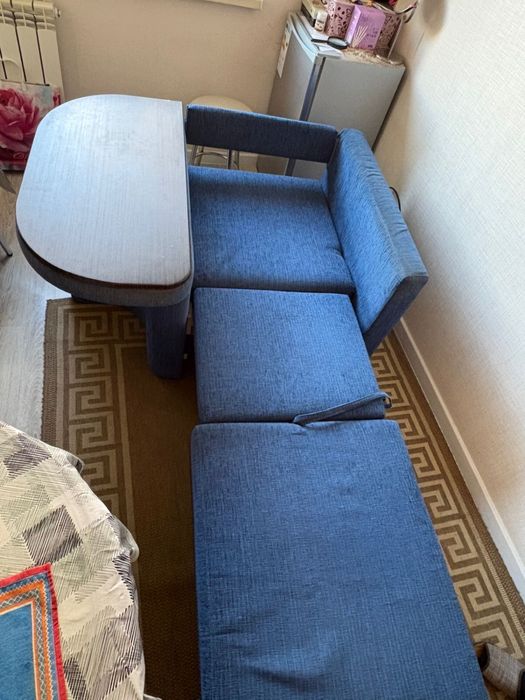 Продам раздвижное кресло.