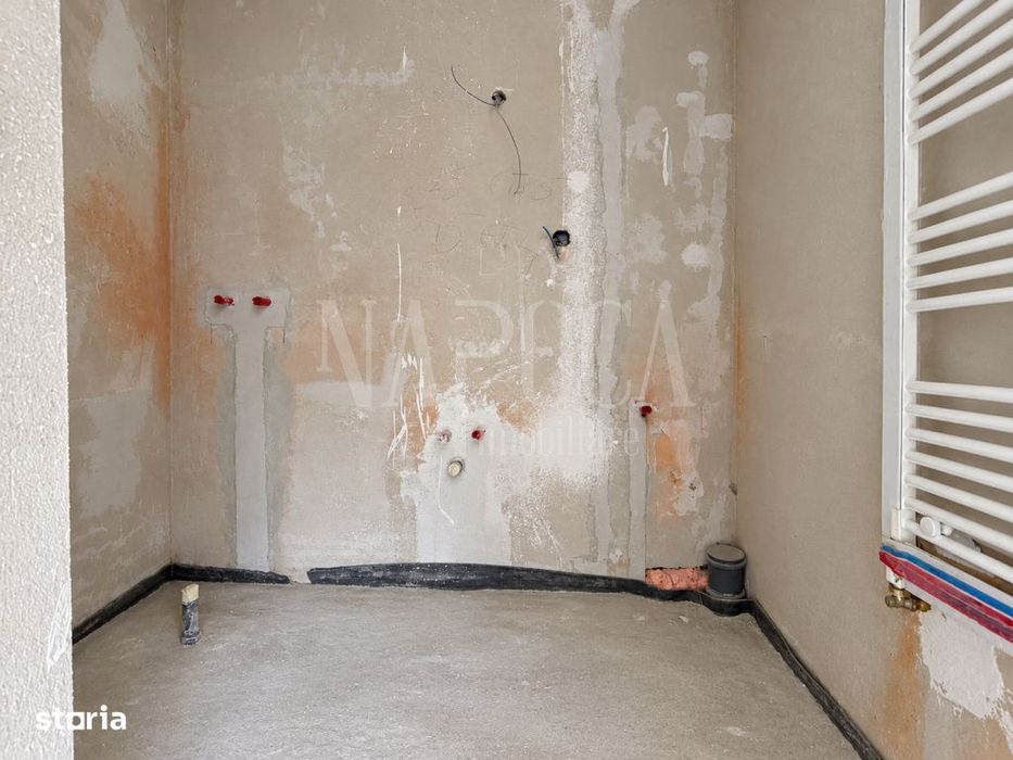 Apartament 3 camere de vanzare in Floresti