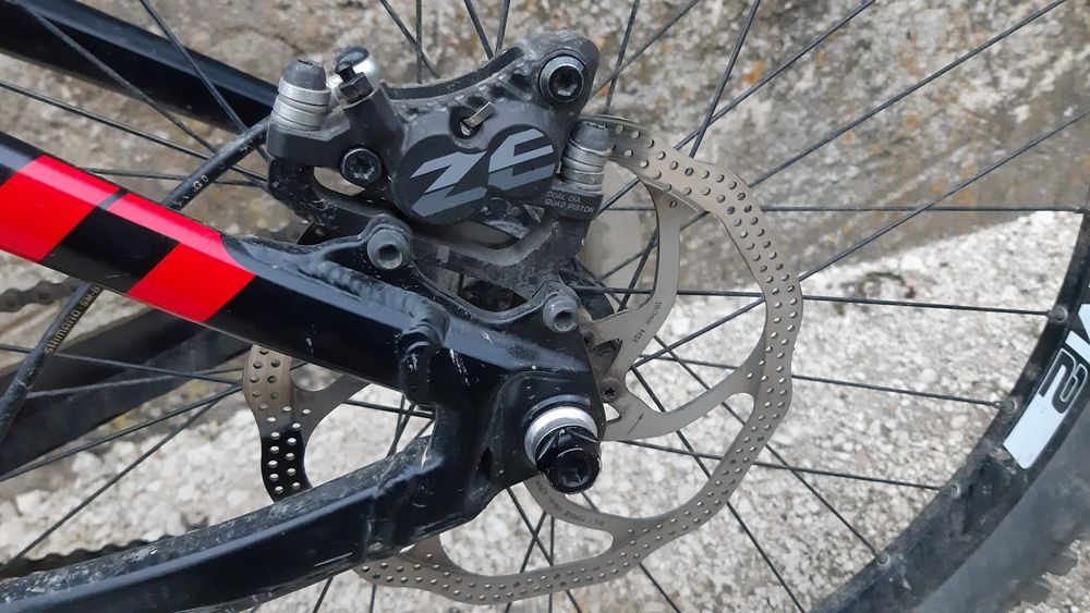 Vând giant glory 2 downhill