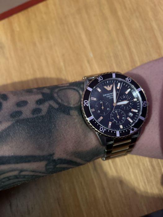 Emporio Armani 100M/330FT solar