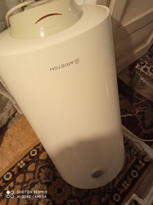 Boiler Ariston 100 litri Giurgiu • OLX.ro