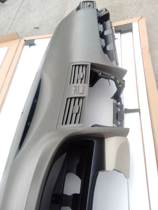 Панель торпеда камри 40