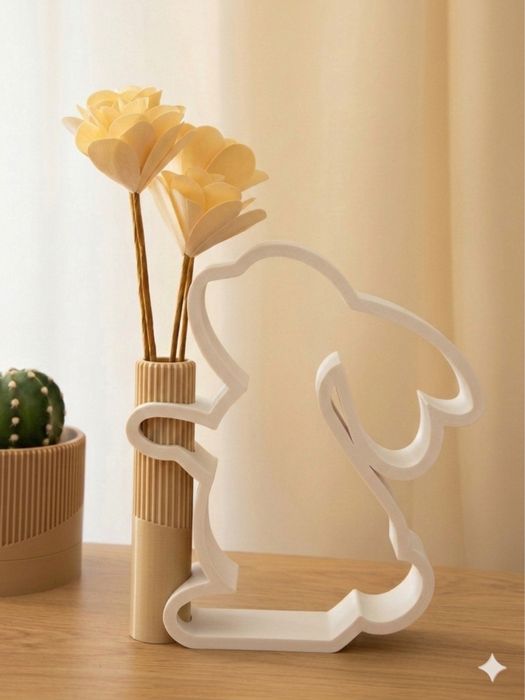 Vază decorativă modernă, cadoul perfect de Paști