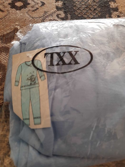 1 Pijama noua dama XXL de vara 1buc iarna XXL dama bleu 2 maieuri mar52/3XL