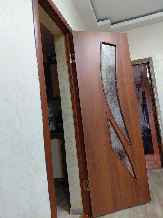 Продам межкомнатные двери