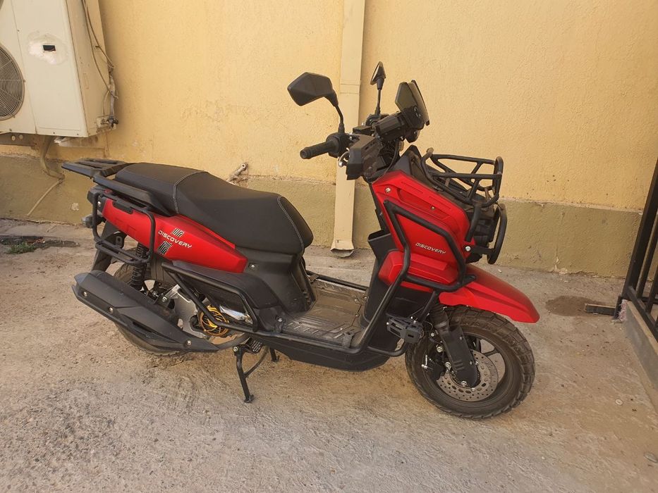 TANK skuter benzinli qizil