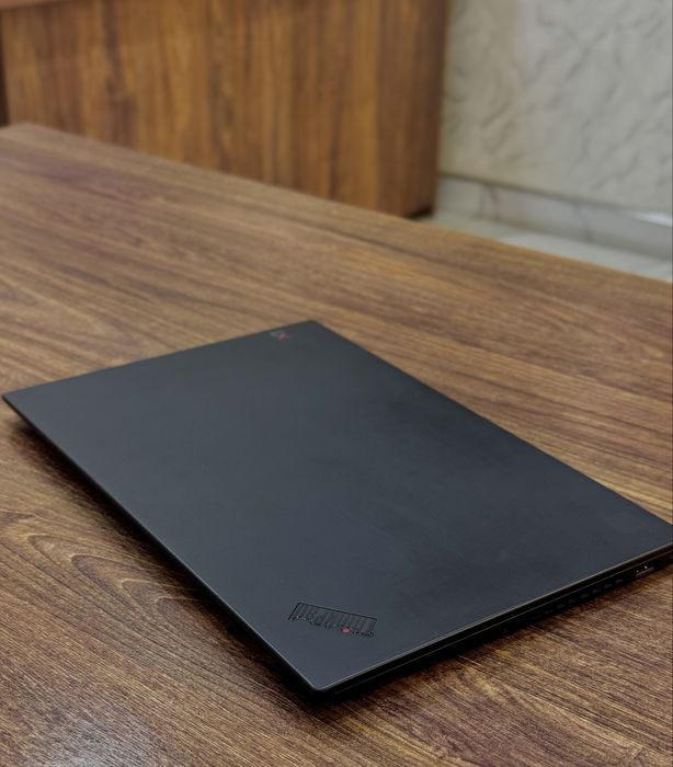 Premium Ultrabook I Lenovo ThinkPad X1 Carbon I i7-8650U I 16GB