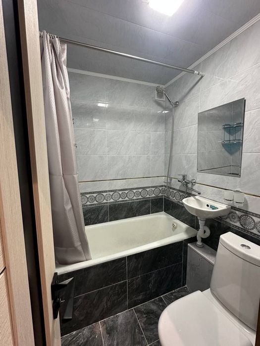 1 honali uy sotiladi