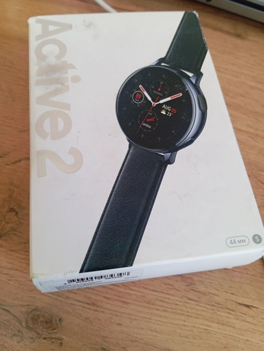 Продам часы Samsung galaxy watch active2