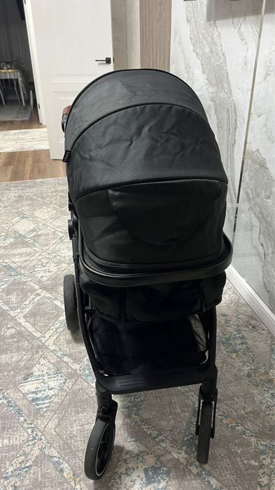 Коляска от фирмы Tomix 2в1