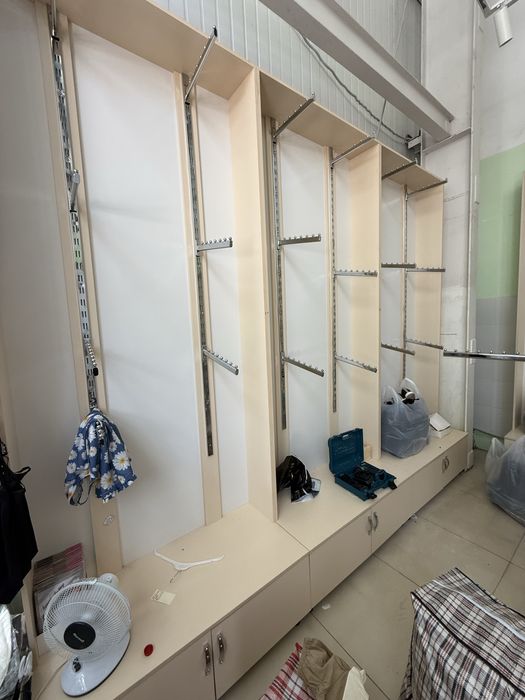 Мебель для торговли