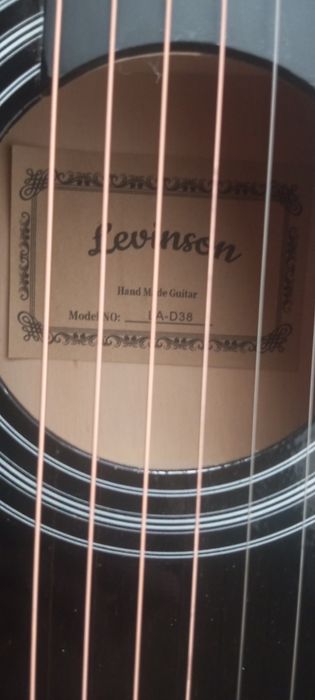 Гитара акустическая